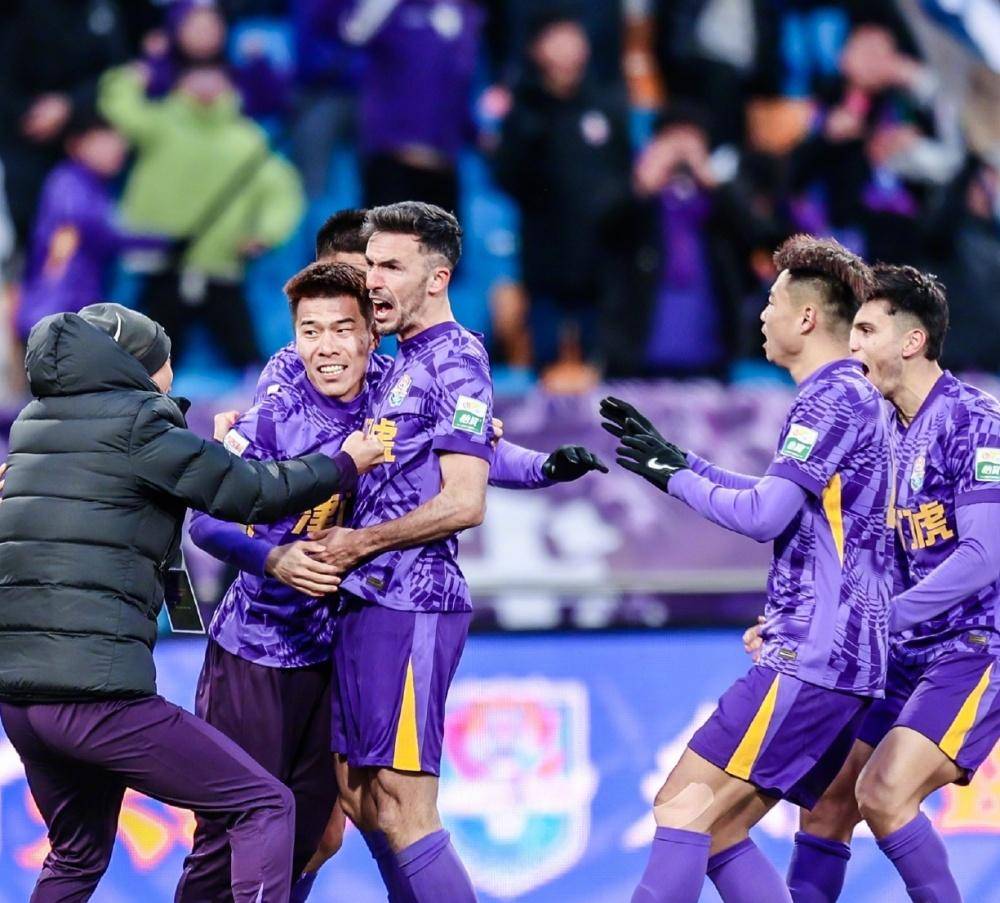 巴塞罗那的 巴塞罗那的